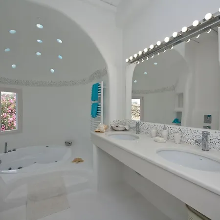 Villa Tatiana & Klouvas