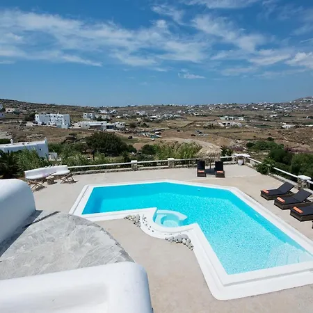 Villa Tatiana & *