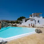 וילה Tatiana &